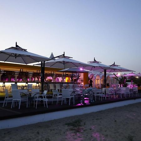 The Mirage Resort & Spa Hammamet Exterior photo Beach bar in Rimini