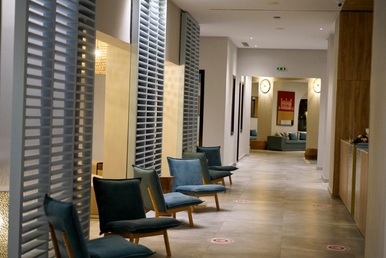 The Mirage Resort & Spa Hammamet Exterior photo The waiting room at the clinic