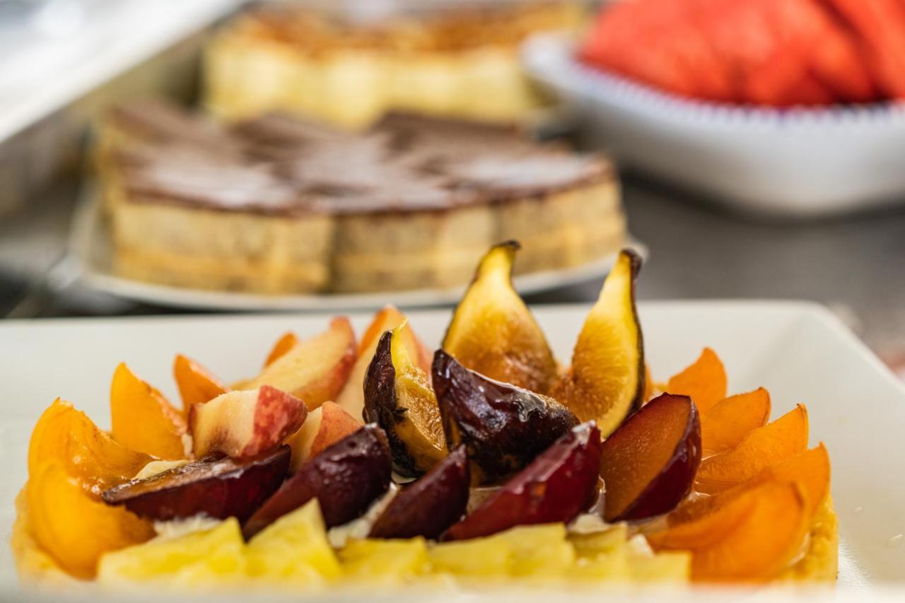 The Mirage Resort & Spa Hammamet Exterior photo Fruit tart