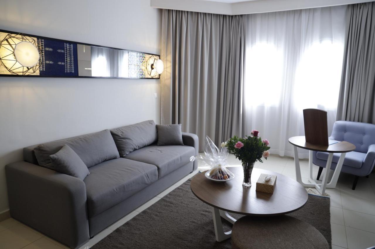 The Mirage Resort & Spa Hammamet Exterior photo A suite at the hotel