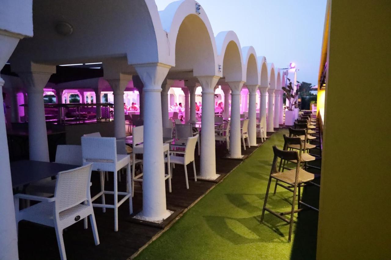 The Mirage Resort & Spa Hammamet Exterior photo The roof terrace at the hotel