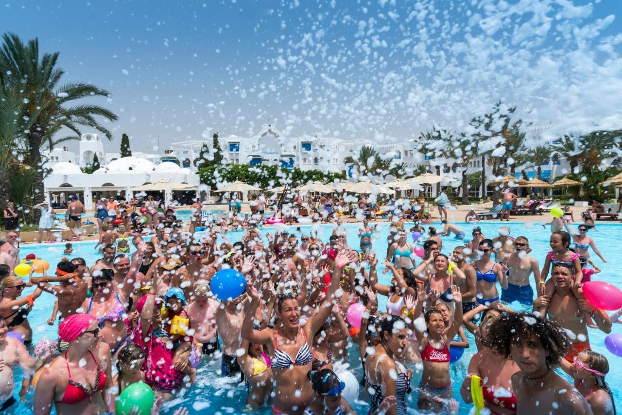 The Mirage Resort & Spa Hammamet Exterior photo The Bubble Pool Party at the Hard Rock Hotel